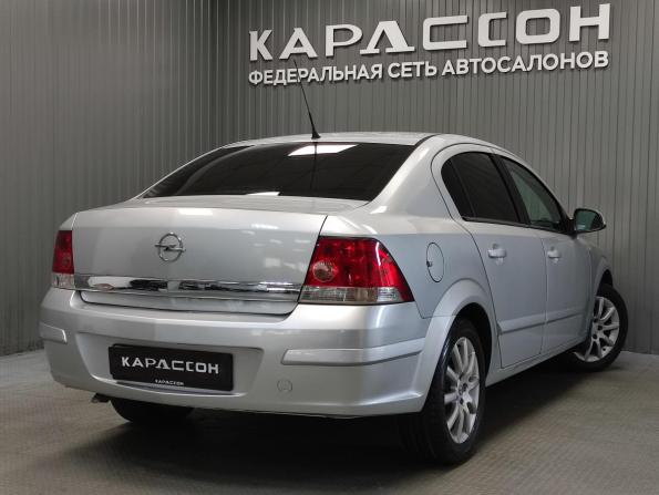Opel Astra H Рестайлинг с пробегом 2009 года, цена 390 000 рублей, 209991 км, седан, Автокод Объявления