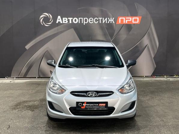 Hyundai Solaris I с пробегом 2011 года, цена 680 000 рублей, 131497 км, хэтчбек, Автокод Объявления