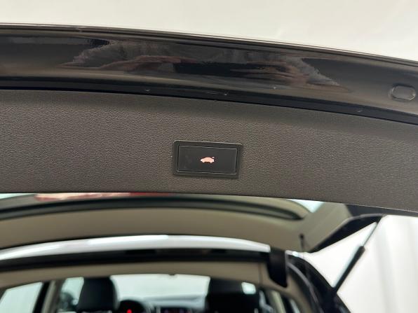 Audi Q5 I (8R) с пробегом 2009 года, цена 1 570 000 рублей, 150724 км, внедорожник, Автокод Объявления