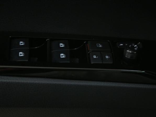 Toyota Camry VIII (XV70) с пробегом 2019 года, цена 2 465 000 рублей, 118900 км, седан, Автокод Объявления