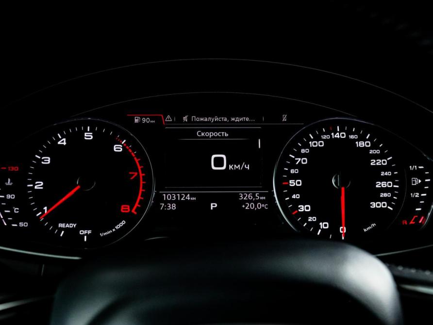 Audi A4 V (B9) Москва  - изображение 11