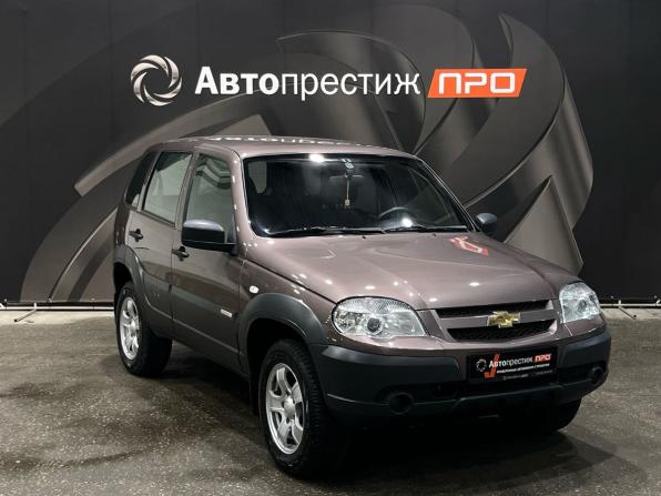 Chevrolet Niva I Рестайлинг с пробегом 2017 года, цена 700 000 рублей, 184178 км, внедорожник, Автокод Объявления