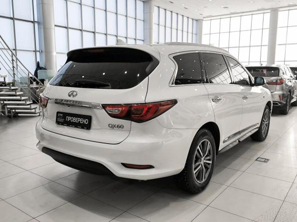 Infiniti QX60 I Рестайлинг с пробегом 2017 года, цена 2 099 000 рублей, 155000 км, внедорожник, Автокод Объявления