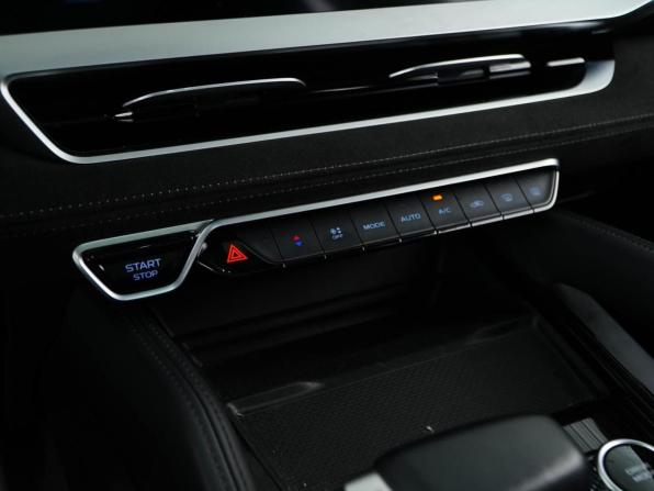 Geely Monjaro I с пробегом 2024 года, цена 3 297 050 рублей, 48872 км, внедорожник, Автокод Объявления