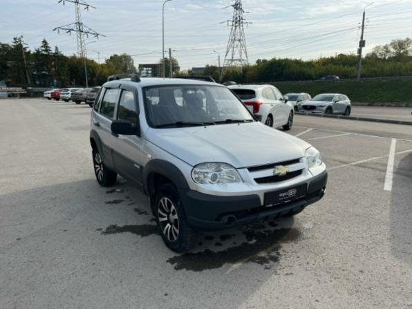 Chevrolet Niva I Рестайлинг с пробегом 2011 года, цена 529 000 рублей, 97829 км, внедорожник, Автокод Объявления