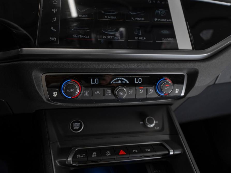 Audi Q3 II (F3) Москва  - изображение 24