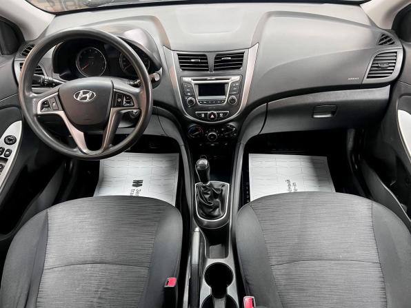 Hyundai Solaris I Рестайлинг с пробегом 2015 года, цена 830 000 рублей, 97239 км, хэтчбек, Автокод Объявления