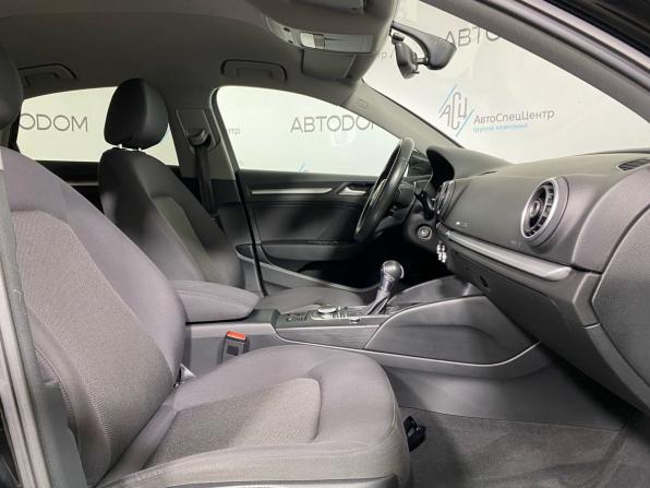 Audi A3 III (8V) Рестайлинг с пробегом 2016 года, цена 1 689 000 рублей, 153869 км, седан, Автокод Объявления