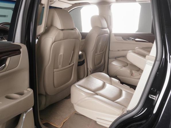 Cadillac Escalade IV с пробегом 2015 года, цена 4 948 000 рублей, 233834 км, внедорожник, Автокод Объявления