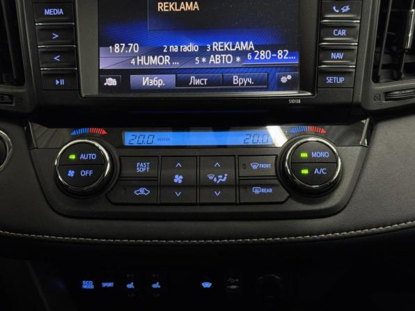 Toyota RAV4 IV (XA40) Рестайлинг с пробегом 2017 года, цена 2 699 000 рублей, 142211 км, внедорожник, Автокод Объявления