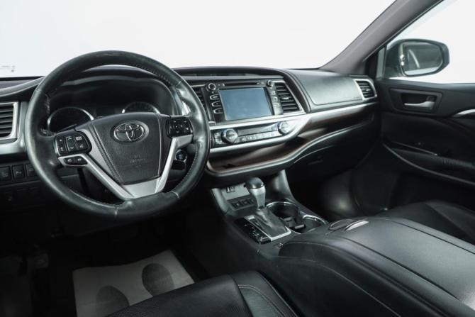 Toyota Highlander III (XU50) с пробегом 2014 года, цена 2 549 000 рублей, 277000 км, внедорожник, Автокод Объявления