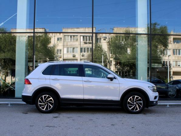 Volkswagen Tiguan II с пробегом 2018 года, цена 2 147 000 рублей, 106731 км, внедорожник, Автокод Объявления