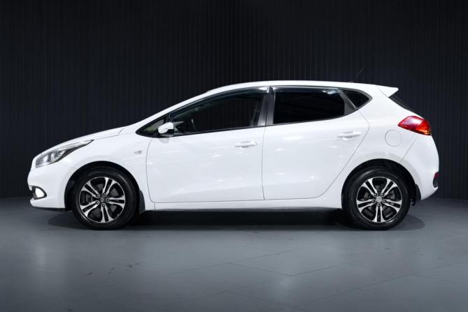 Kia Ceed II с пробегом 2013 года, цена 1 050 000 рублей, 184625 км, хэтчбек, Автокод Объявления