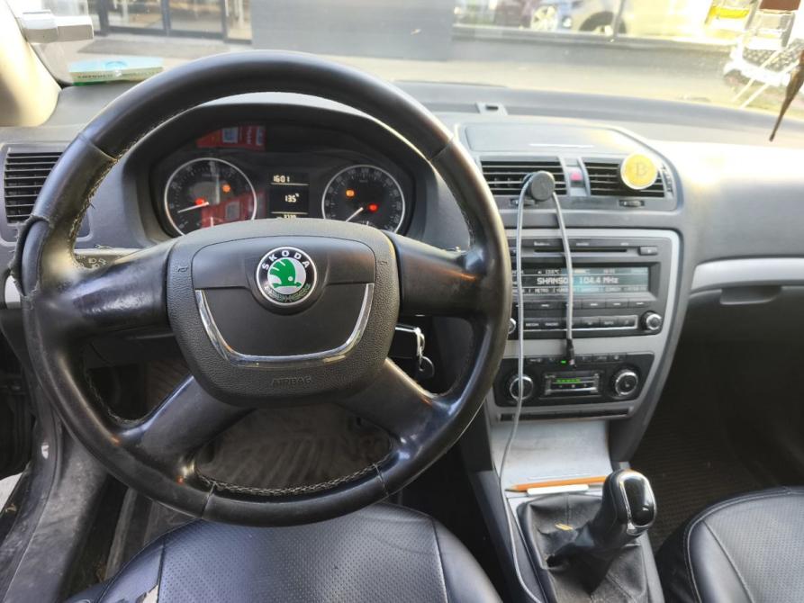 Skoda Octavia II (A5) Рестайлинг Санкт-Петербург  - изображение 5