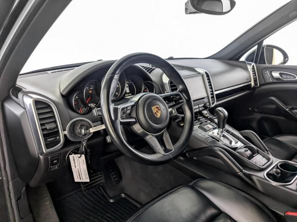 Porsche Cayenne II Рестайлинг (958) с пробегом 2017 года, цена 4 461 500 рублей, 197520 км, внедорожник, Автокод Объявления