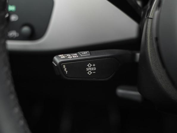 Audi A4 V (B9) Рестайлинг с пробегом 2021 года, цена 3 499 000 рублей, 85159 км, седан, Автокод Объявления