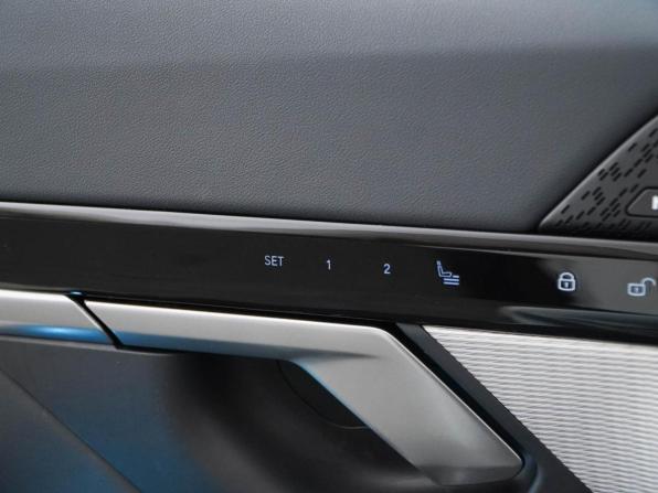 BMW 5 серии VIII (G60/G61/G68) с пробегом 2024 года, цена 6 698 888 рублей, 51596 км, седан, Автокод Объявления