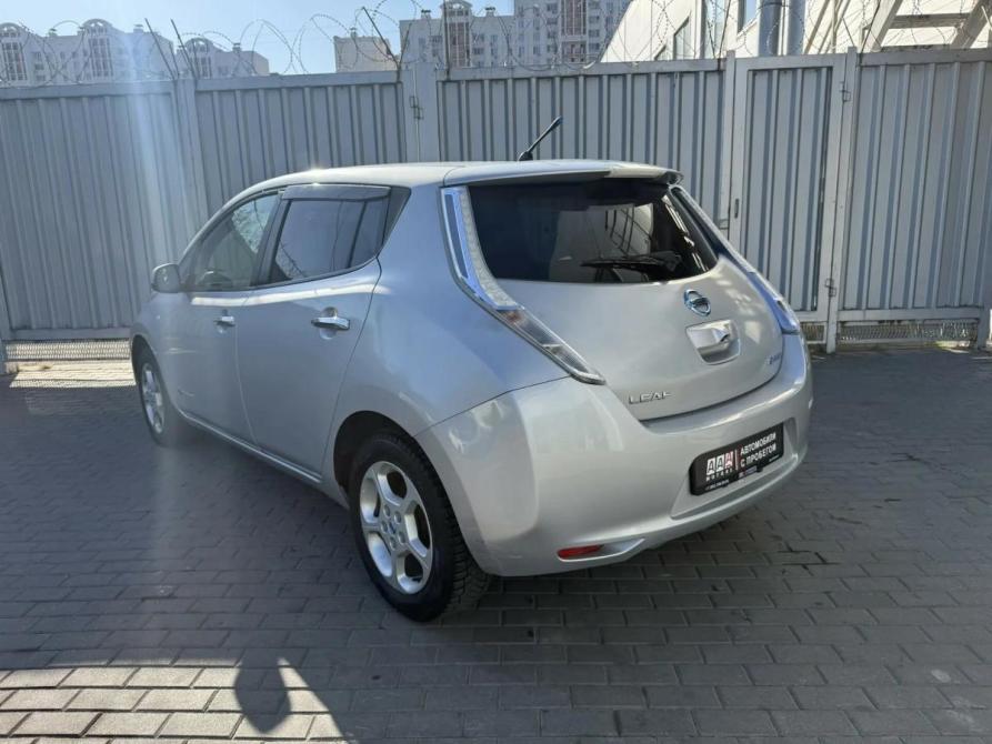 Nissan Leaf I (ZE0/AZE0) Ростов-на-Дону  - изображение 6