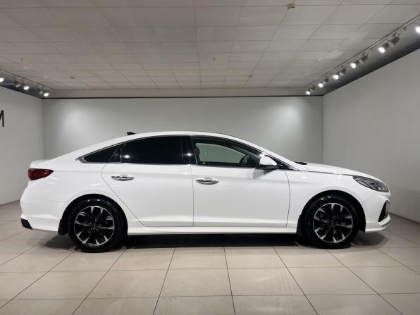Hyundai Sonata VII (LF) Рестайлинг с пробегом 2018 года, цена 1 470 000 рублей, 240167 км, седан, Автокод Объявления