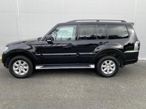 Mitsubishi Pajero IV Рестайлинг 2 с пробегом 2015 года, цена 2 474 000 рублей, 200503 км, внедорожник, Автокод Объявления