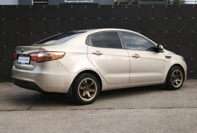 Kia Rio III с пробегом 2014 года, цена 1 020 000 рублей, 92950 км, седан, Автокод Объявления