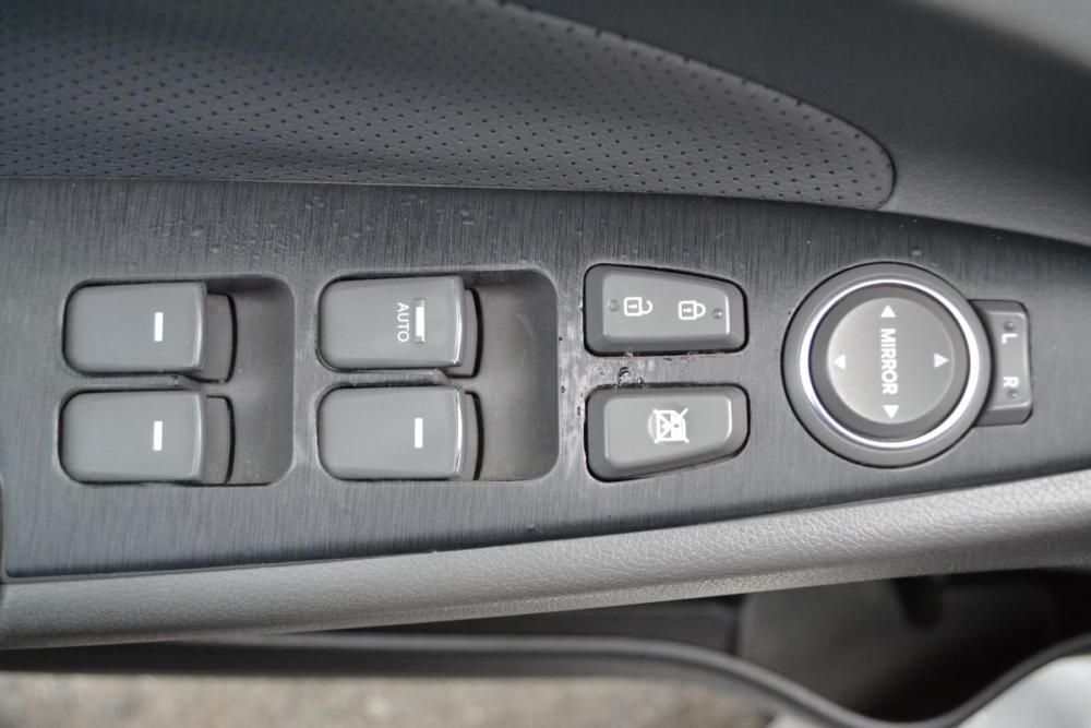 Hyundai Sonata VI (YF) Старый Оскол  - изображение 15
