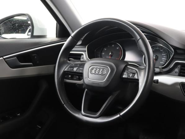 Audi A4 V (B9) с пробегом 2019 года, цена 2 460 000 рублей, 94000 км, седан, Автокод Объявления