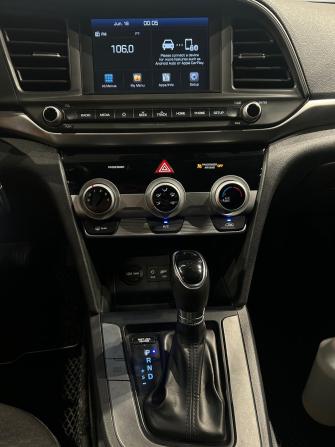 Hyundai Elantra VI (AD) с пробегом 2018 года, цена 1 347 000 рублей, 129282 км, седан, Автокод Объявления