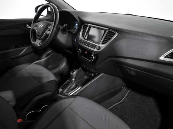 Hyundai Solaris II с пробегом 2019 года, цена 1 398 960 рублей, 88390 км, седан, Автокод Объявления