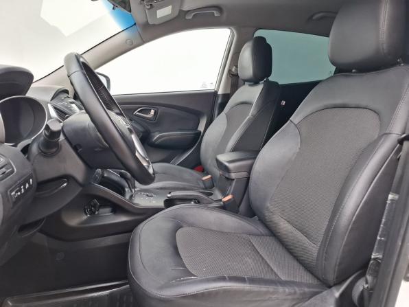 Hyundai ix35 I Рестайлинг с пробегом 2014 года, цена 1 230 000 рублей, 211221 км, внедорожник, Автокод Объявления