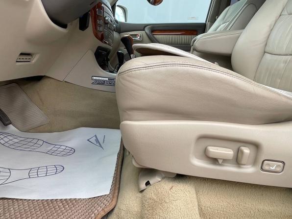 Lexus LX II Рестайлинг с пробегом 2004 года, цена 1 850 000 рублей, 323468 км, внедорожник, Автокод Объявления