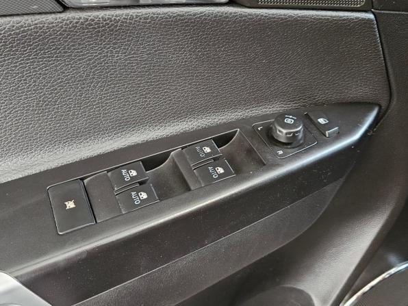 Opel Antara I Рестайлинг с пробегом 2012 года, цена 899 000 рублей, 220000 км, внедорожник, Автокод Объявления