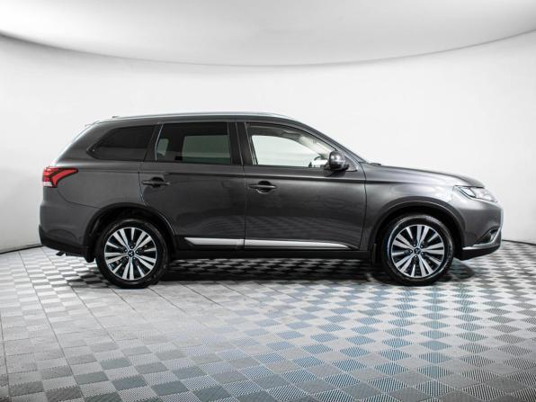 Mitsubishi Outlander III Рестайлинг 3 с пробегом 2021 года, цена 2 669 000 рублей, 95360 км, внедорожник, Автокод Объявления
