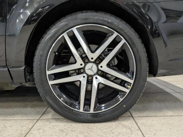Mercedes-Benz V-Класс III (W447) Рестайлинг с пробегом 2022 года, цена 6 500 000 рублей, 119000 км, минивэн, Автокод Объявления