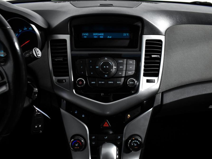 Chevrolet Cruze I Санкт-Петербург  - изображение 16