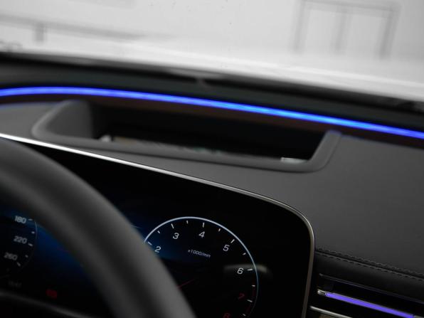 Новый Mercedes-Benz E-Класс VI (W214 S214) 2025 года, цена 10 573 000 рублей, седан, Автокод Объявления