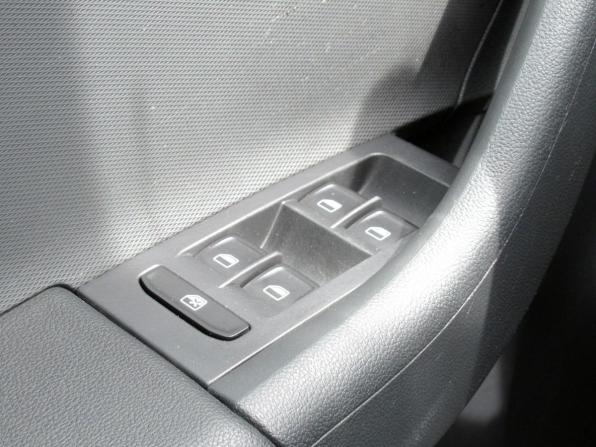 Skoda Rapid I с пробегом 2015 года, цена 1 150 000 рублей, 122980 км, лифтбек, Автокод Объявления