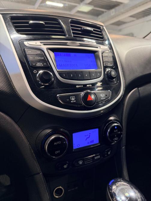 Hyundai Solaris I Челябинск  - изображение 15