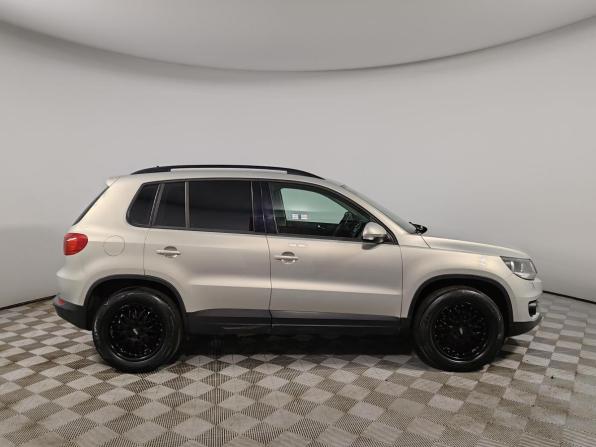Volkswagen Tiguan I Рестайлинг с пробегом 2012 года, цена 1 055 000 рублей, 174763 км, внедорожник, Автокод Объявления