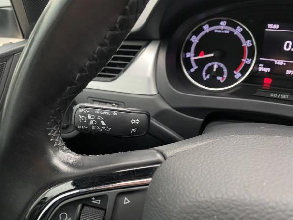 Skoda Rapid I Рестайлинг с пробегом 2019 года, цена 1 366 000 рублей, 91421 км, лифтбек, Автокод Объявления