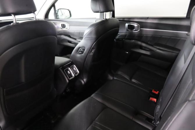 Kia Sorento IV с пробегом 2021 года, цена 3 549 990 рублей, 115271 км, внедорожник, Автокод Объявления