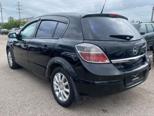 Opel Astra H Рестайлинг с пробегом 2008 года, цена 300 000 рублей, 288000 км, хэтчбек, Автокод Объявления