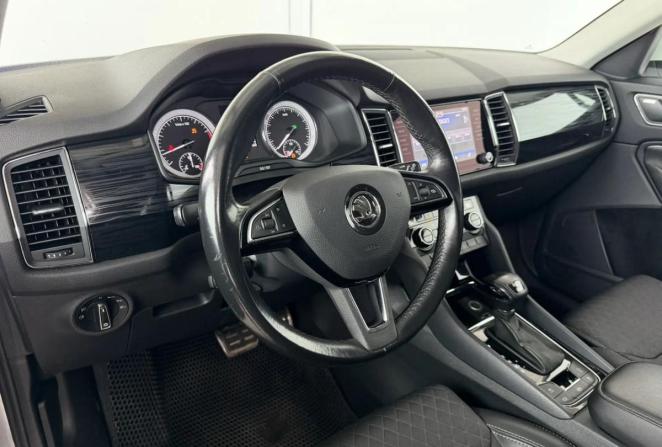 Skoda Kodiaq I с пробегом 2018 года, цена 2 575 000 рублей, 185997 км, внедорожник, Автокод Объявления