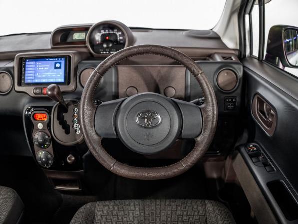 Toyota Spade с пробегом 2013 года, цена 820 300 рублей, 105466 км, микровэн, Автокод Объявления