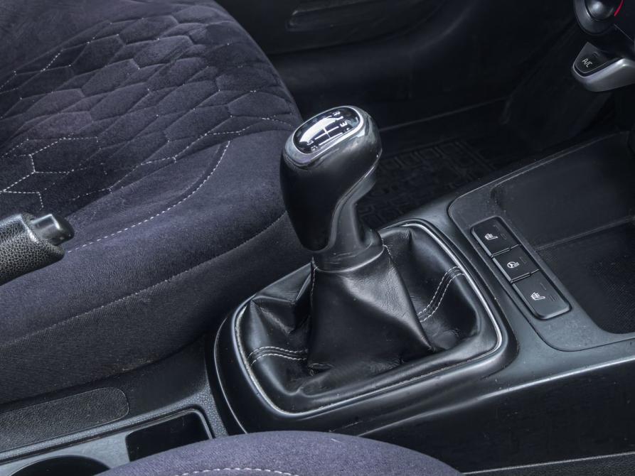 Kia Rio IV Ростов-на-Дону  - изображение 25