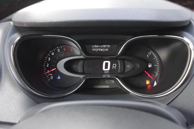 Renault Kaptur I с пробегом 2018 года, цена 1 345 000 рублей, 121894 км, внедорожник, Автокод Объявления