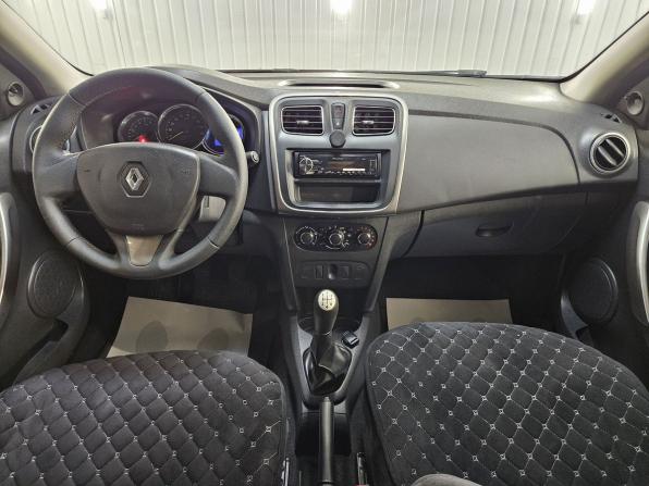 Renault Logan II с пробегом 2018 года, цена 590 000 рублей, 165378 км, седан, Автокод Объявления