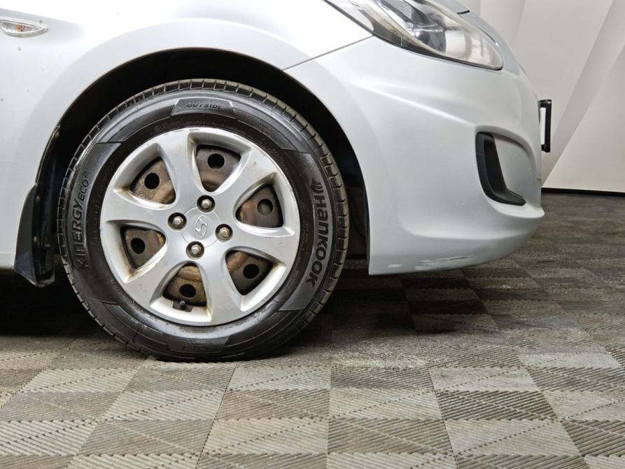 Hyundai Solaris I Москва  - изображение 9