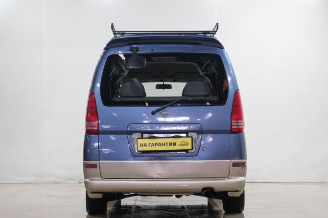 Nissan Serena II (C24) с пробегом 2000 года, цена 399 000 рублей, 378164 км, минивэн, Автокод Объявления