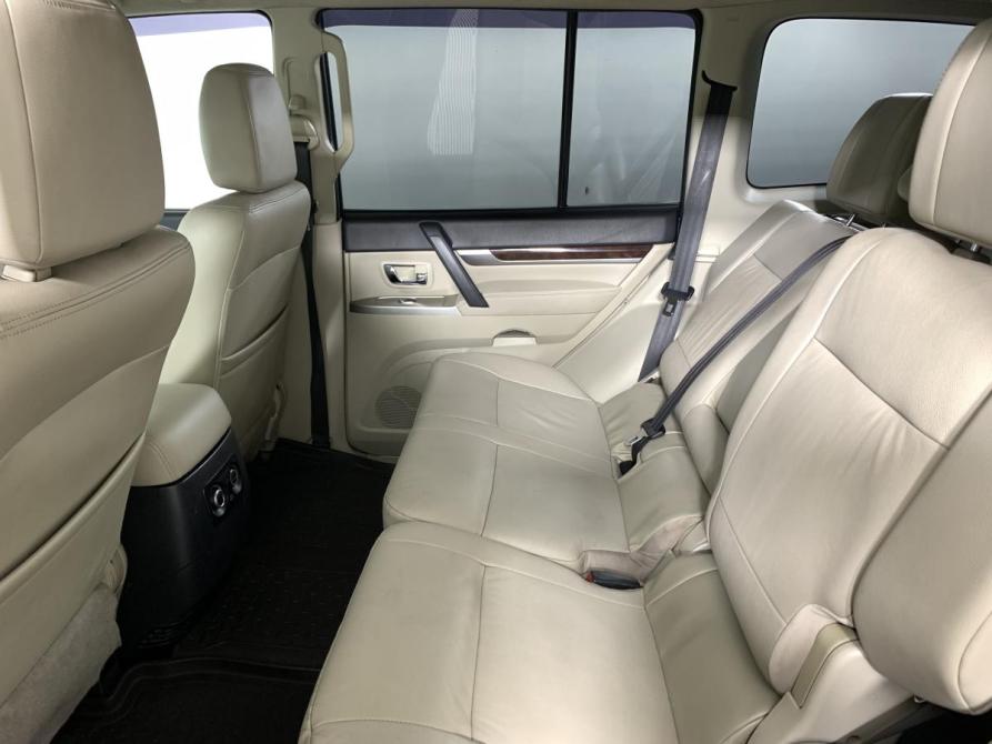 Mitsubishi Pajero IV Рестайлинг 2 Москва  - изображение 18